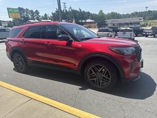 RAPID RED MET TINTED CC 2025 Ford Explorer ST-LINE