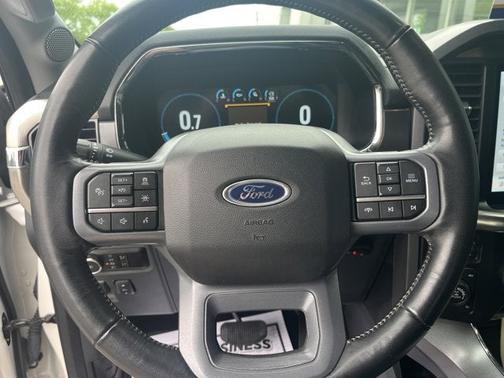 STAR WHITE METALLIC TRICOAT 2023 Ford F-150