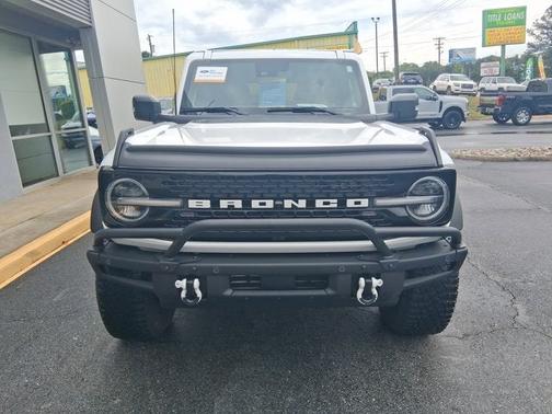 OXFORD WHITE 2024 Ford Bronco WILDTRAK