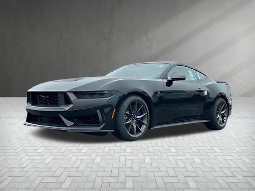2025 Ford Mustang Dark Horse