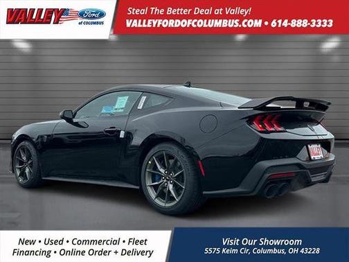 2025 Ford Mustang Dark Horse