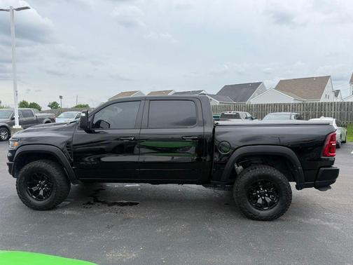 Diamond Black 2025 RAM 1500 RHO