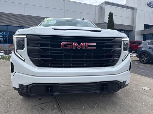 2023 GMC Sierra 1500 Pro