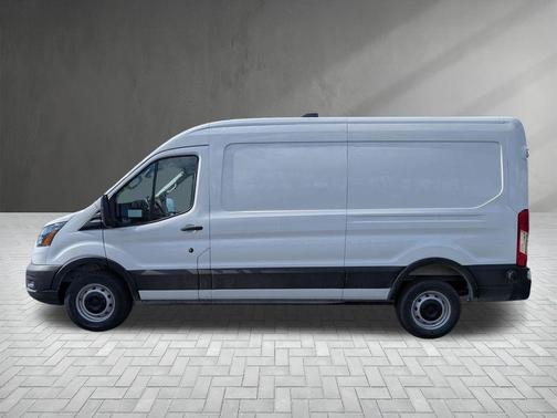 2026 Ford Transit-250 148 WB Medium Roof Cargo