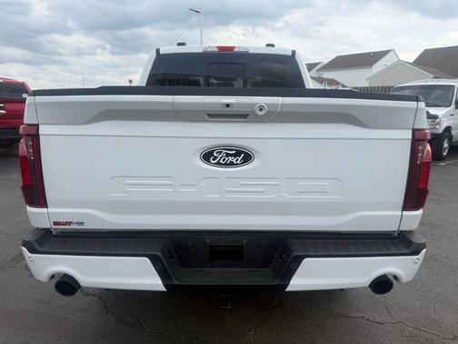 Oxford White 2026 Ford F-150 XLT
