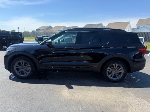 Black Metallic 2026 Ford Explorer Active