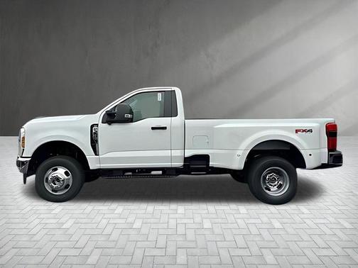 2026 Ford F-350 XLT