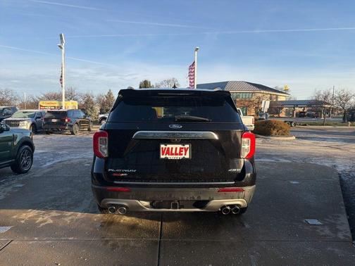 2023 Ford Explorer Platinum