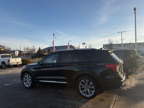 2023 Ford Explorer Platinum