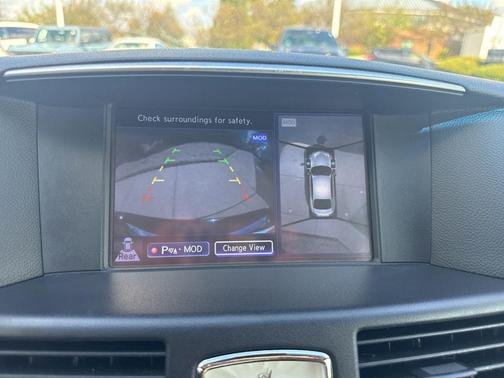 2016 INFINITI Q70 3.7X