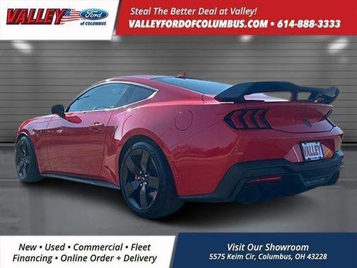 2025 Ford Mustang Dark Horse