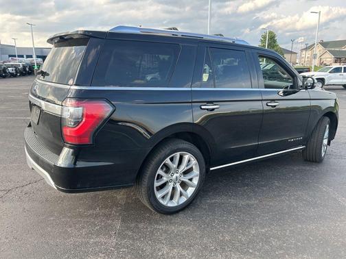 Black Metallic 2019 Ford Expedition Platinum
