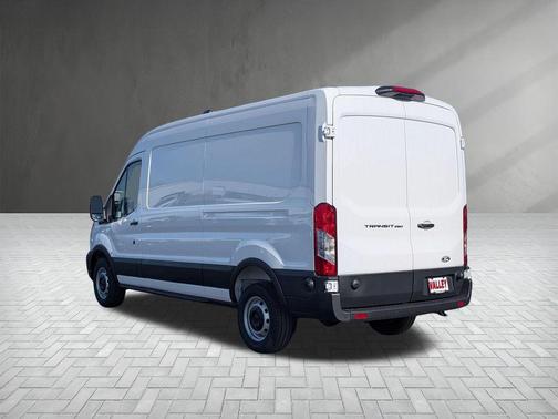 2026 Ford Transit-250 148 WB Medium Roof Cargo