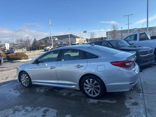 2017 Hyundai SONATA Sport