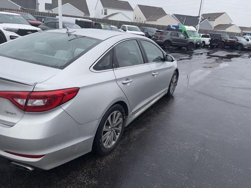 2017 Hyundai SONATA Sport