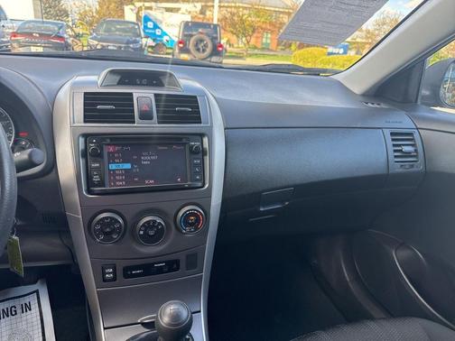 2013 Toyota Corolla S