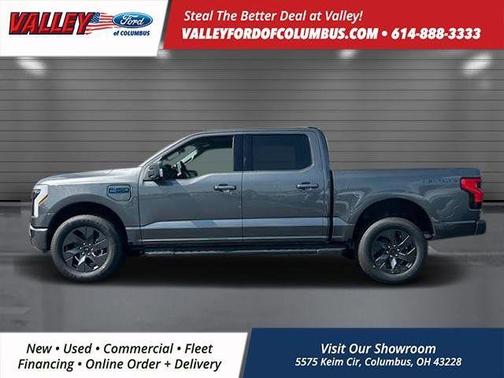 2025 Ford F-150 Lightning Flash