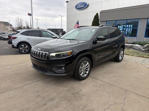 2022 Jeep Cherokee Latitude Lux