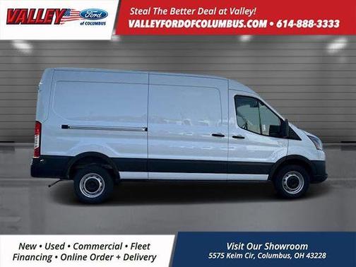 2025 Ford Transit-250 148 WB Medium Roof Cargo