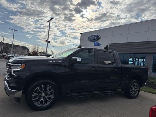 2023 Chevrolet Silverado 1500 LT