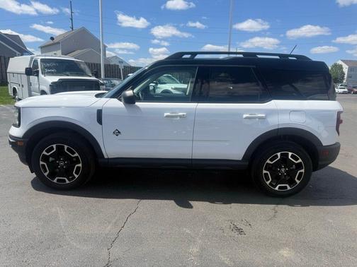 Oxford White 2022 Ford Bronco Sport Outer Banks