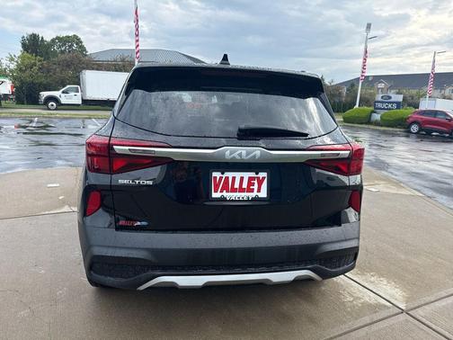 2023 Kia Seltos LX