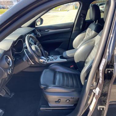 2020 Alfa Romeo Stelvio Ti Sport