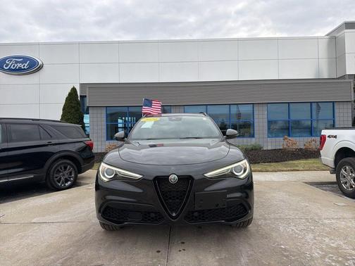 2020 Alfa Romeo Stelvio Ti Sport
