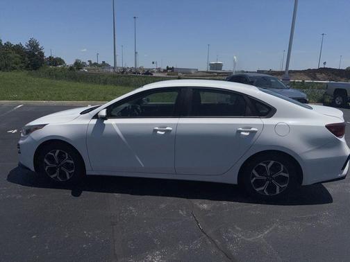 Clear White 2020 Kia Forte LXS