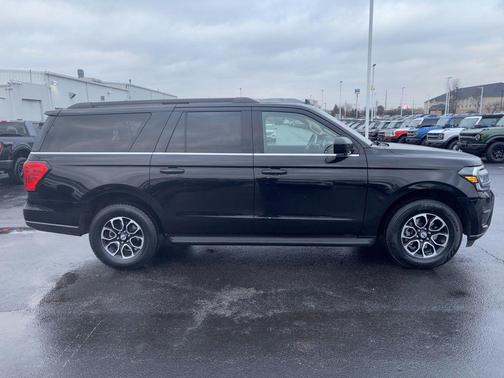 2023 Ford Expedition Max XLT