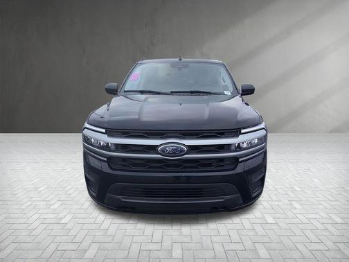 2023 Ford Expedition Max XLT
