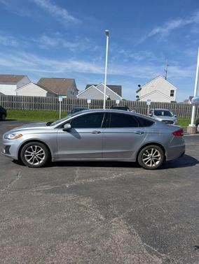 Silver Metallic 2020 Ford Fusion SE