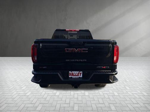 2025 GMC Sierra 1500 AT4X