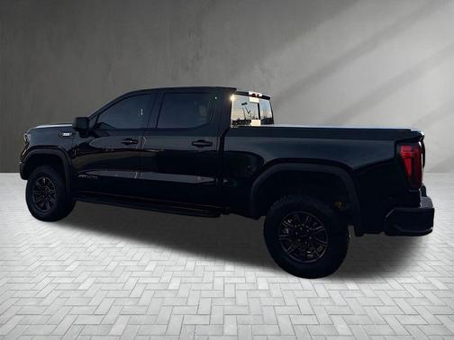2025 GMC Sierra 1500 AT4X