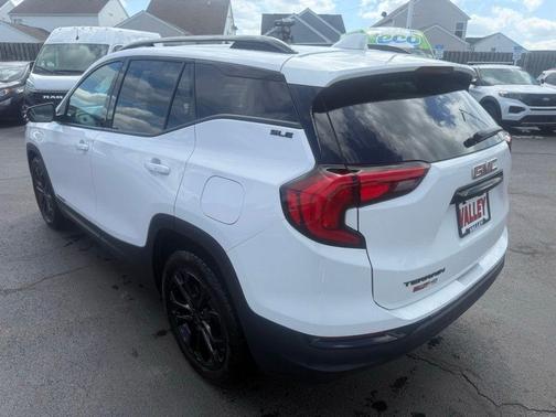 Summit White 2021 GMC Terrain SLE