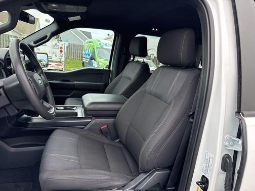 Oxford White 2024 Ford F-150 STX