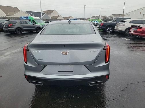 2023 Cadillac CT4 Premium Luxury