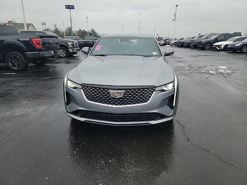 2023 Cadillac CT4 Premium Luxury