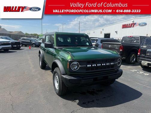 Eruption Green Metallic 2025 Ford Bronco Base
