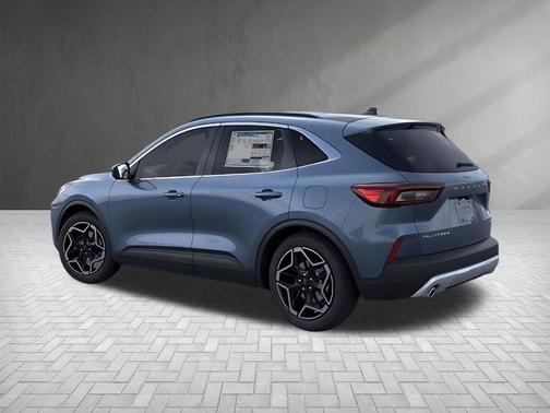 2026 Ford Escape Platinum