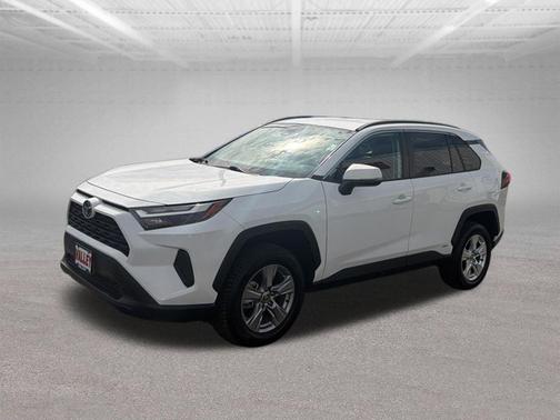 Ice 2023 Toyota RAV4 Hybrid XLE