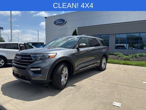 2022 Ford Explorer XLT