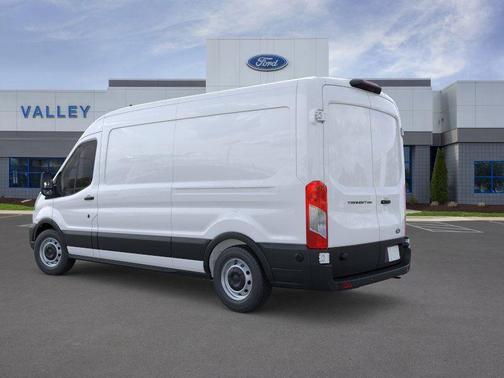 2026 Ford Transit-250 148 WB Medium Roof Cargo