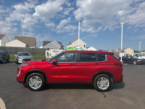 Diamond Red 2024 Mitsubishi Outlander ES