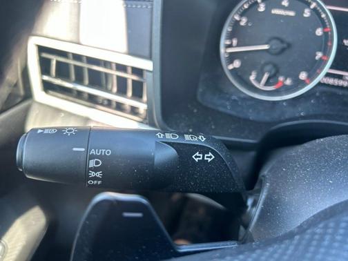 Diamond Red 2024 Mitsubishi Outlander ES