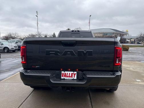 2025 RAM 3500 Big Horn