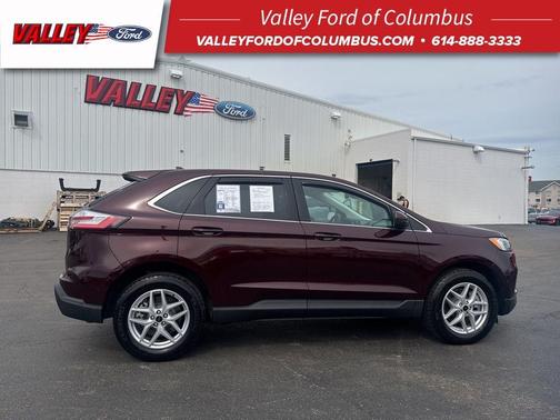 Burgundy 2024 Ford Edge SEL