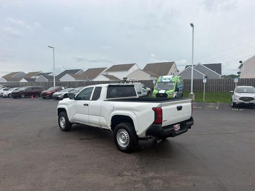 Ice 2024 Toyota Tacoma SR