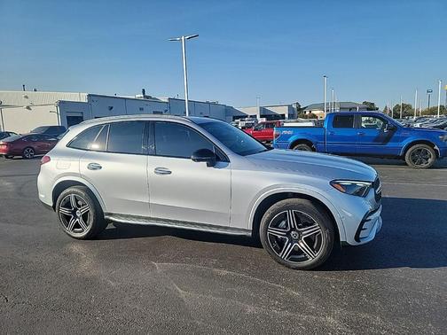 2023 Mercedes-Benz GLC 300 Base 4MATIC