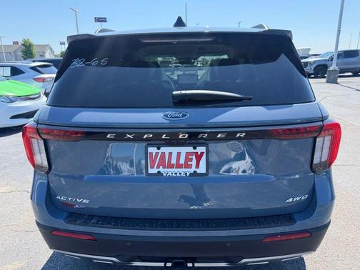 Vapor Blue 2026 Ford Explorer Active